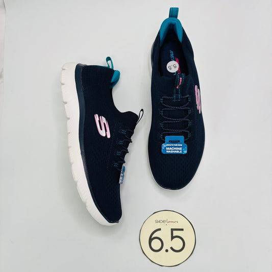 Skechers