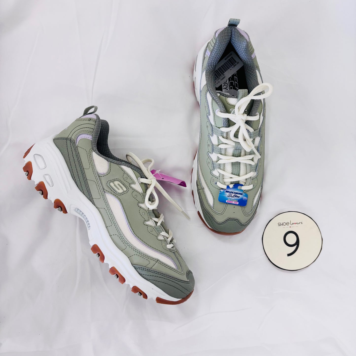 Skechers